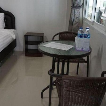 Oyo 75394 Sakthong Grand Hotel Chiang Khong Exterior foto