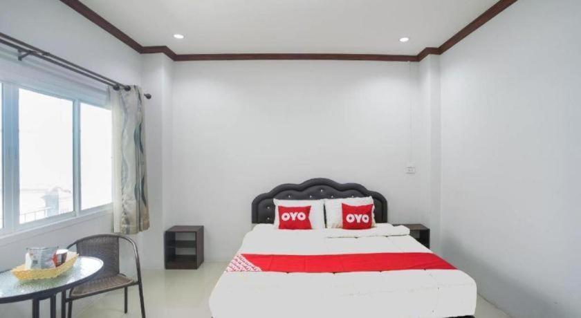 Oyo 75394 Sakthong Grand Hotel Chiang Khong Exterior foto